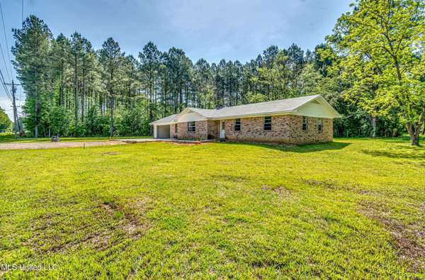 2367 Hillsboro Rd Road, Morton, MS 39117