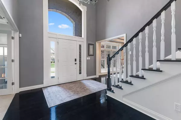 11445 Governors LN, Fishers, IN 46038