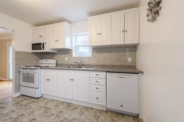 405 Cochrane Road, Hamilton, ON L8K 3G8