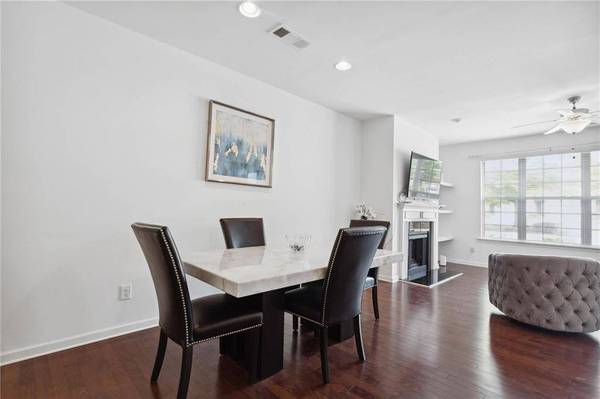 202 Westwood Trl, Fairburn, GA 30213