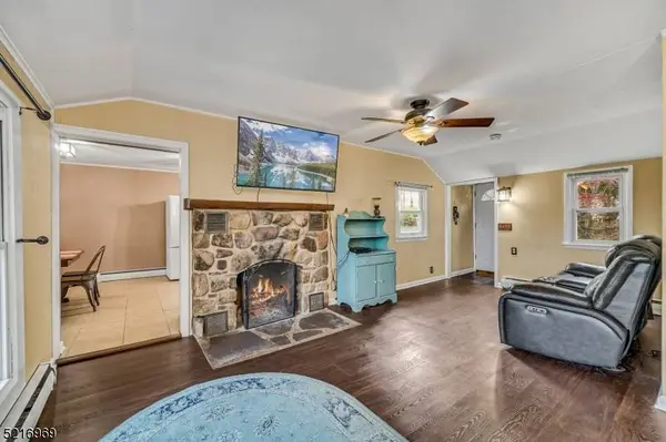 21 Highview Ter, Jefferson Twp., NJ 07885