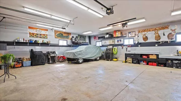 185 Loretto ST, Loretto, MN 55357