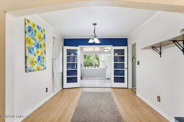 6219 BROOKS CIR S, Jacksonville, FL 32211