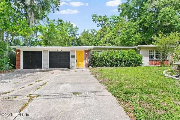 6219 BROOKS CIR S, Jacksonville, FL 32211