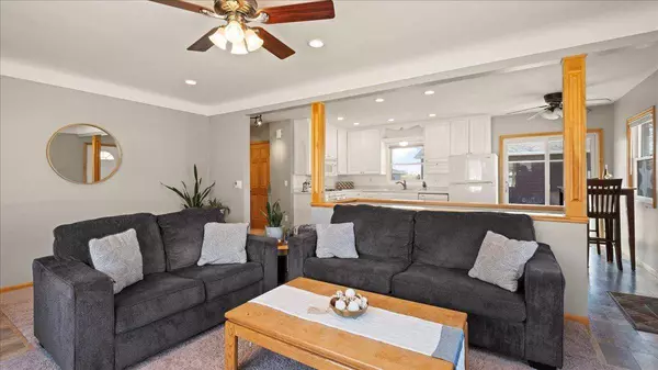 185 Loretto ST, Loretto, MN 55357