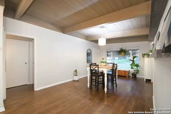 735 SUMNER DR, San Antonio, TX 78209-4952