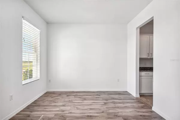 5015 JACKEL CHASE DR, Wimauma, FL 33598