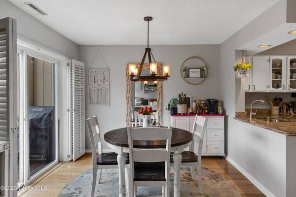 14 Harvard Road, Colonie, NY 12189