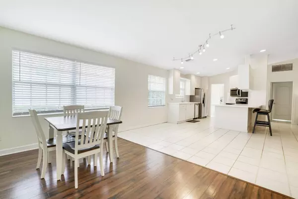 7043 Grassy Bay DR, West Palm Beach, FL 33411