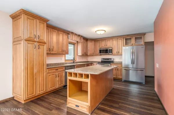 42427 170TH Street SW, East Grand Forks, MN 56721