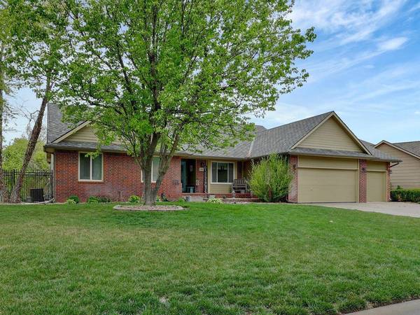 111 N Rainbow Lake Rd, Wichita, KS 67235