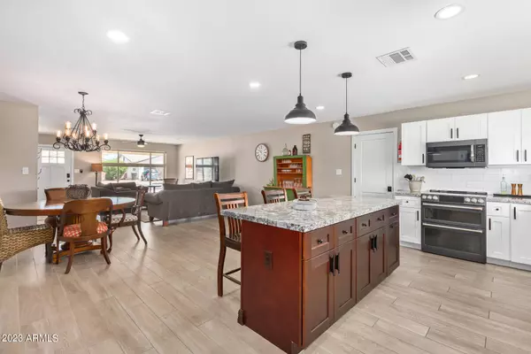 8001 E MONTE VISTA Road, Scottsdale, AZ 85257