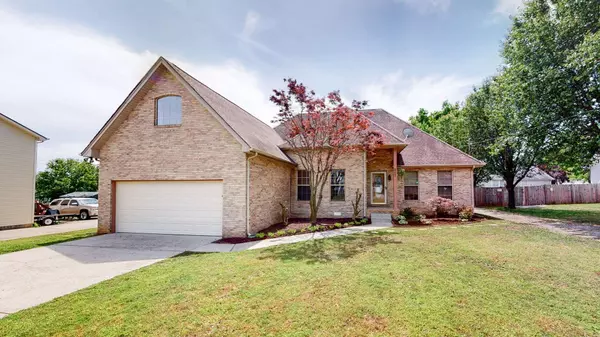 307 Riverwood Ct, La Vergne, TN 37086
