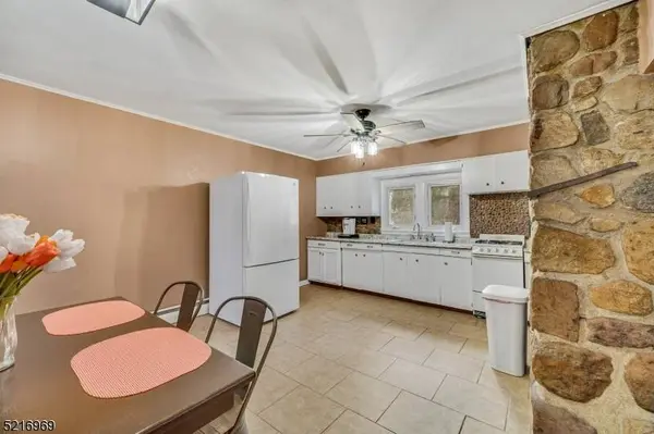 21 Highview Ter, Jefferson Twp., NJ 07885