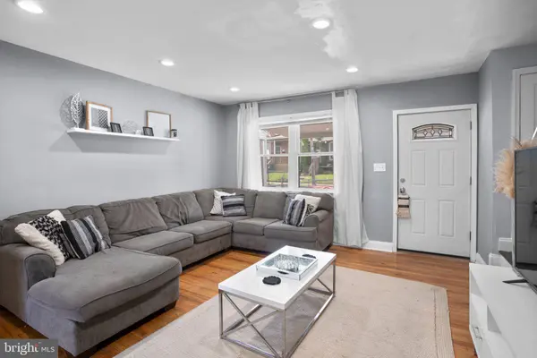 2907 GRANTLEY AVE, Baltimore, MD 21215