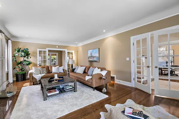 1014 43rd ST, Sacramento, CA 95819