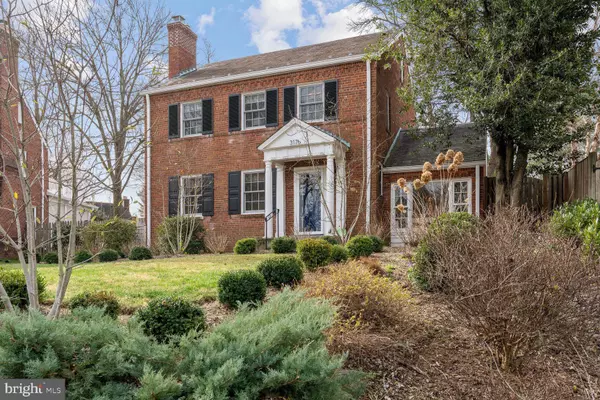 3176 UPLAND TER NW, Washington, DC 20015