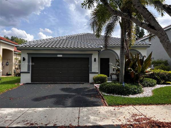 4115 Sabal Ridge Cir, Weston, FL 33331