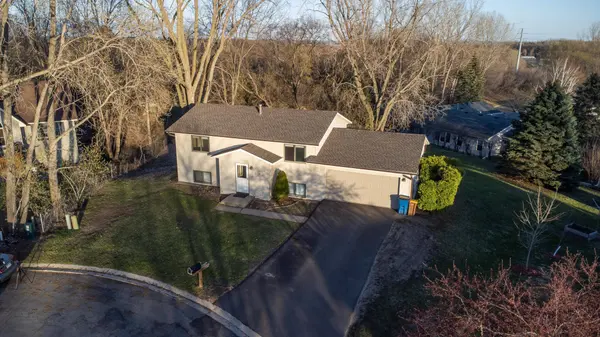 2130 47th ST E, Inver Grove Heights, MN 55077