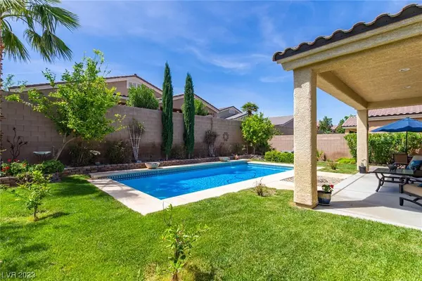 83 Buckthorn Ridge Court, Las Vegas, NV 89183