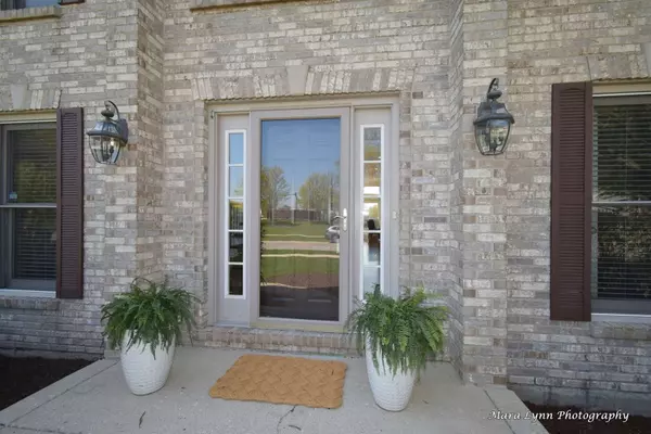 2647 Kendridge Lane, Aurora, IL 60502