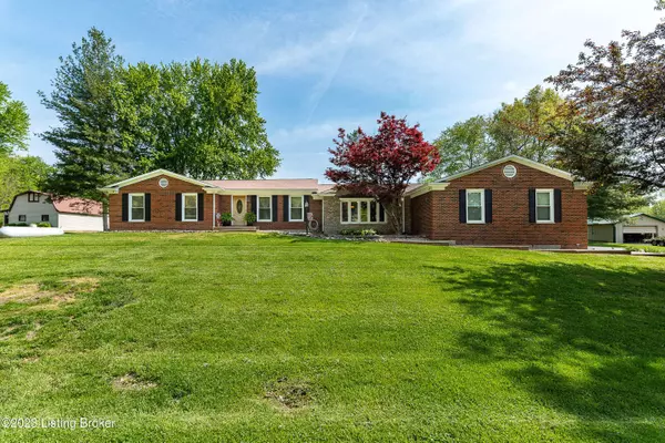 9110 Virginia Heights, Sellersburg, IN 47172