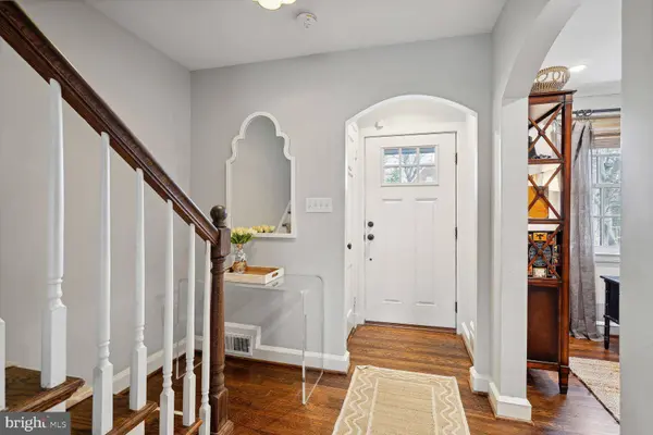 3176 UPLAND TER NW, Washington, DC 20015