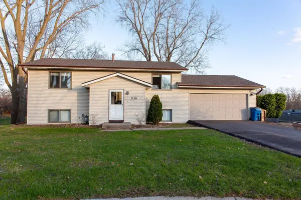 2130 47th ST E, Inver Grove Heights, MN 55077