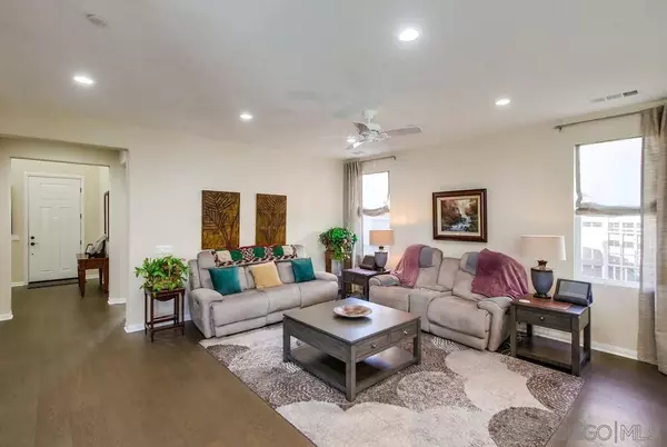 7969 Lusardi Creek Ln, San Diego, CA 92127