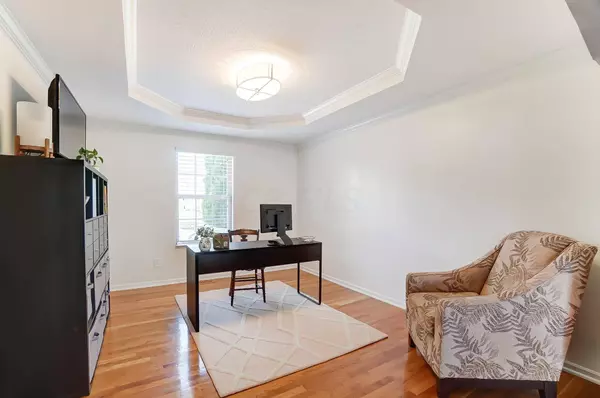 8277 Chateau Lane, Westerville, OH 43082