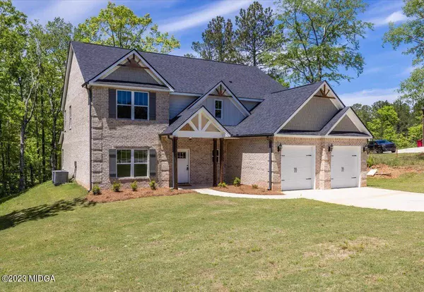 41 Hertford Place, Forsyth, GA 31029