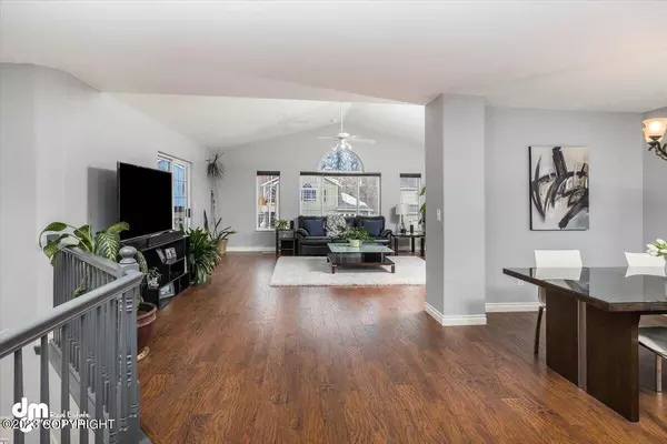 8441 Raintree CIR, Anchorage, AK 99507