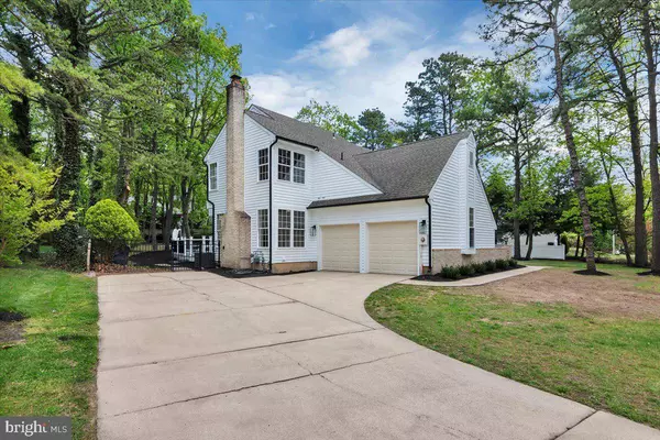 4 WHYTE CT, Voorhees, NJ 08043