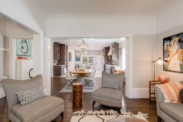 2005 E ST, Sacramento, CA 95811