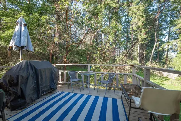 3220 Crystal Pl, Nanaimo, BC V9T 2S1