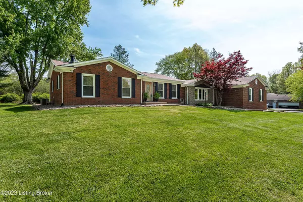 9110 Virginia Heights, Sellersburg, IN 47172