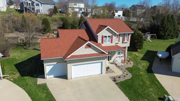 430 Waterview LN NW, Rochester, MN 55901