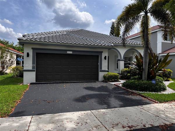 4115 Sabal Ridge Cir, Weston, FL 33331