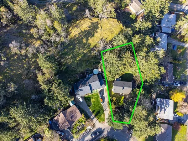 3220 Crystal Pl, Nanaimo, BC V9T 2S1