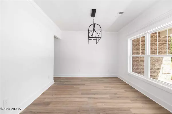 73 Cotswold Drive, Forsyth, GA 31029