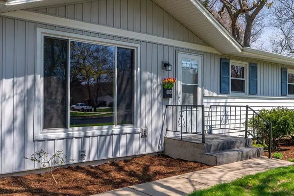 1106 W Cramer St, Fort Atkinson, WI 53538