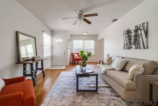 8745 Dallas St., La Mesa, CA 91942