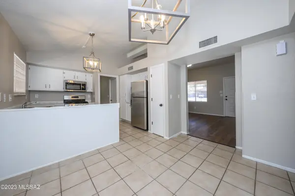 3201 W Coriander Drive, Tucson, AZ 85741