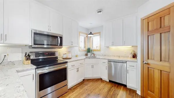 6491 Langer LN, Lino Lakes, MN 55038