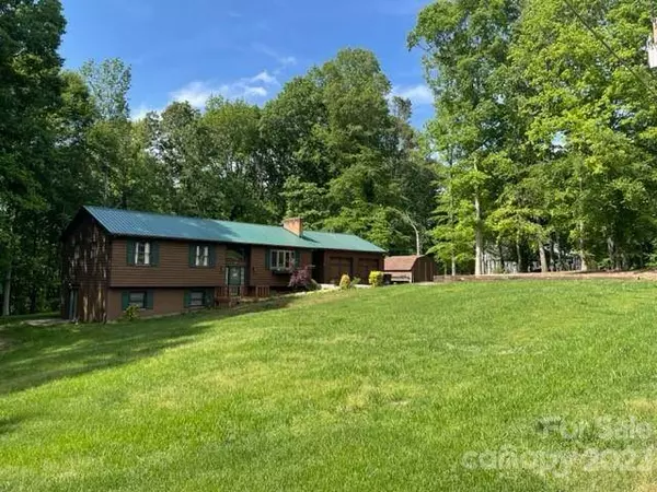 720 Stonecrest DR, Statesville, NC 28625