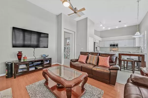 2137 Henniker Way, Las Vegas, NV 89134