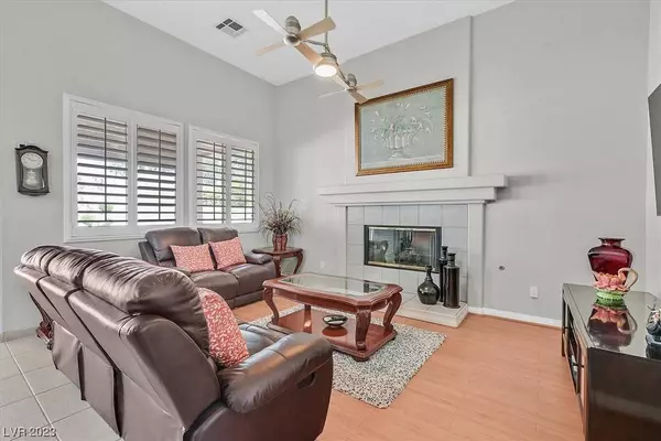 2137 Henniker Way, Las Vegas, NV 89134