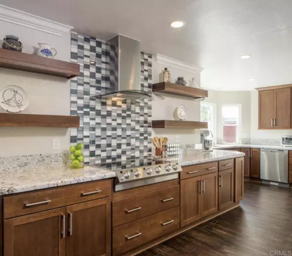 822 E J ST, Chula Vista, CA 91910