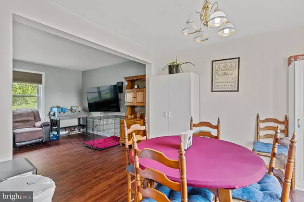 41 E BROOKFIELD DR, Lebanon, PA 17046