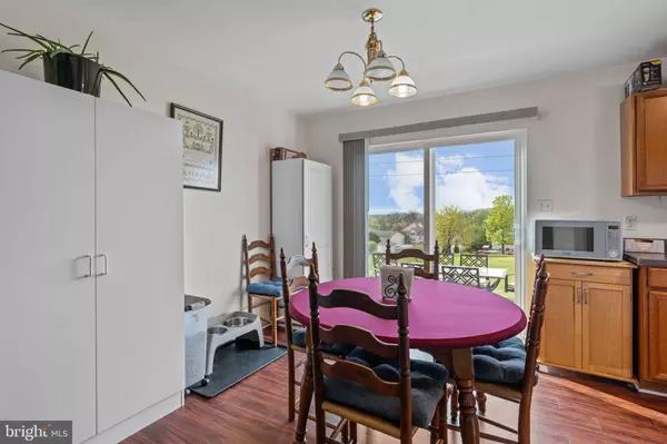 41 E BROOKFIELD DR, Lebanon, PA 17046